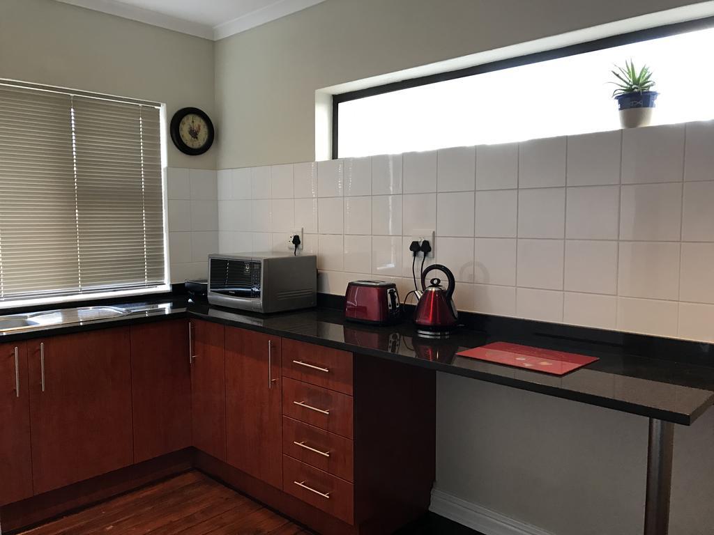 Studio 7 On Risa Port Elizabeth Exteriör bild